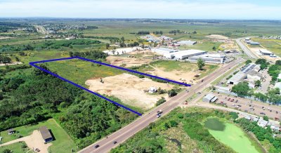 Lote en Nuevo Parque Industrial Cerrado