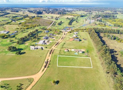 Lote 4.000 m2 en Pueblo Mío, Barrio Privado, Manantiales