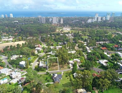 Barrio privado, La Arbolada, lote alto en el corazón del barrio. 