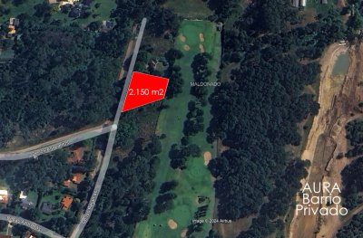 Sobre campo de golf.