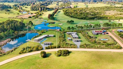 Pueblo Mío, lote con proyecto aprobado de Martín Gómez.