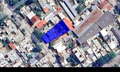 670 m2. Apto para 4 pisos. Jacinto Vera.