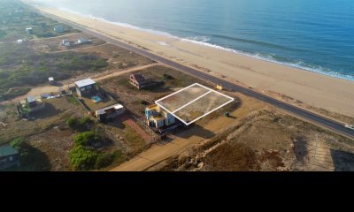 Santa Mónica, primera fila, posibilidad de 2 lotes