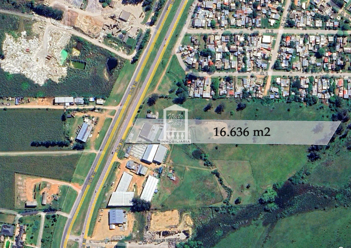Ruta 39, terreno de 16.636 m2 y 880 m2 construidos.