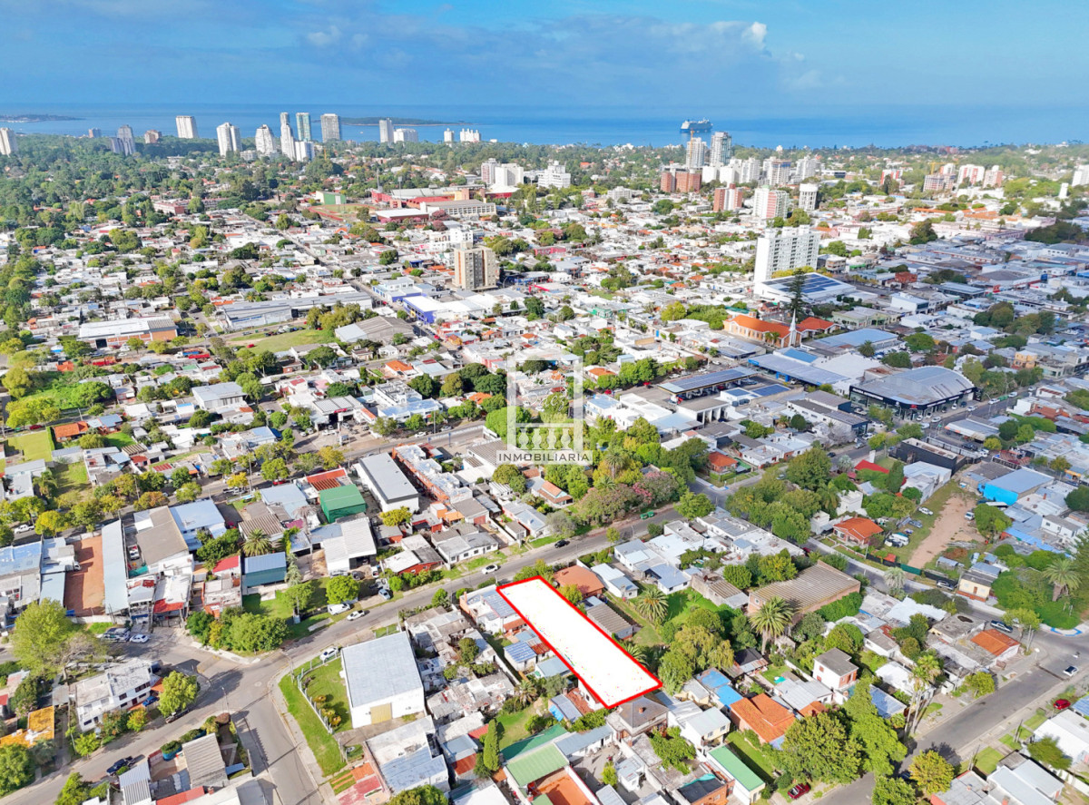 Terreno ID.36070 - Maldonado, calle Ituzaingó, Apto para bloque, Apto vivienda social.