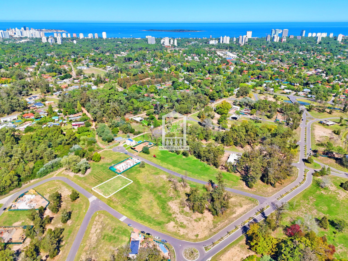 Terreno ID.40677 - La Cañada, Manzana F, Barrio Privado con amenities