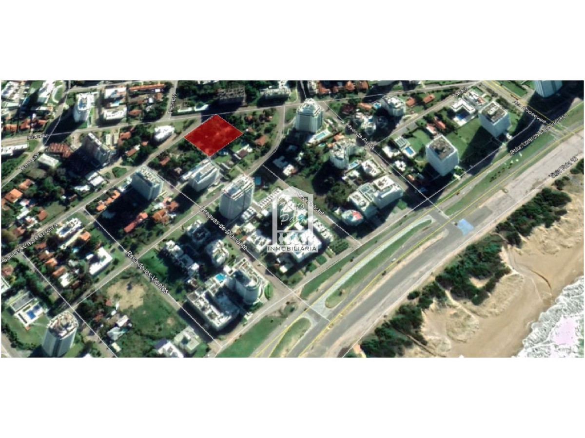 Terreno ID.35969 - Apto para torre, PB + 15 pisos