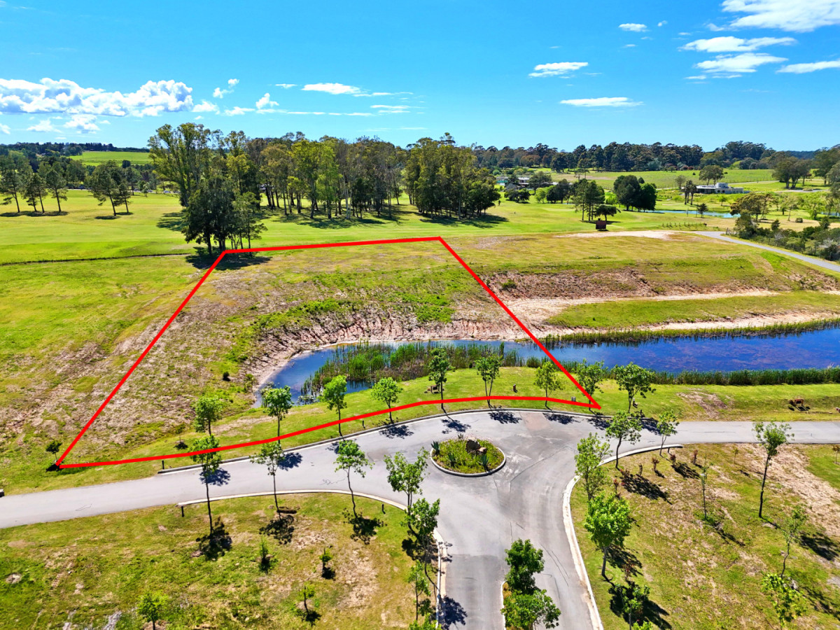 Pueblo Mío Golf, lote frente al campo de golf.