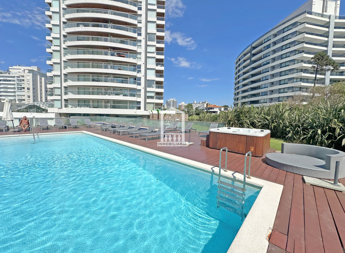 Brava, moderno edificio con todos los amenities.