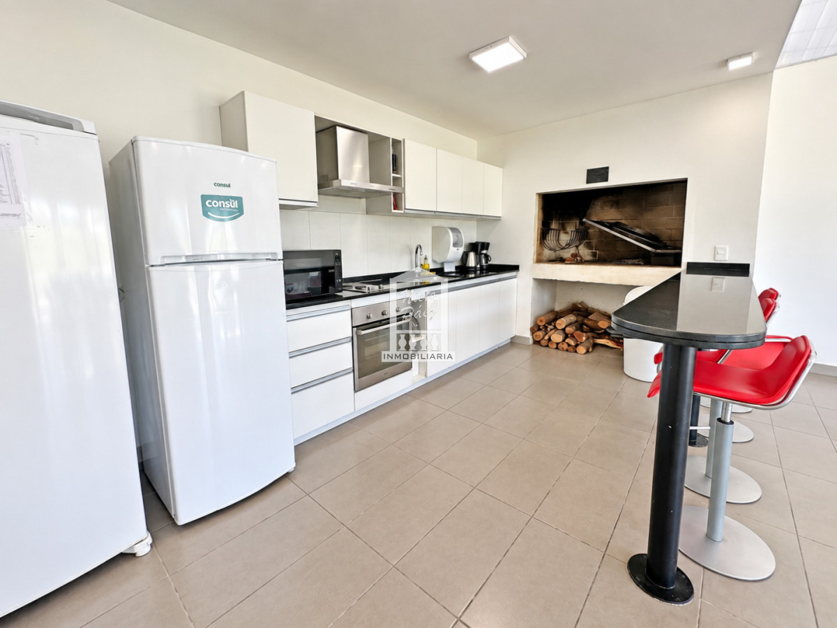 Apartamento ID.23671 - Icon Brava, 2 dorm, 2 baños, losa radiante, garaje, baulera.