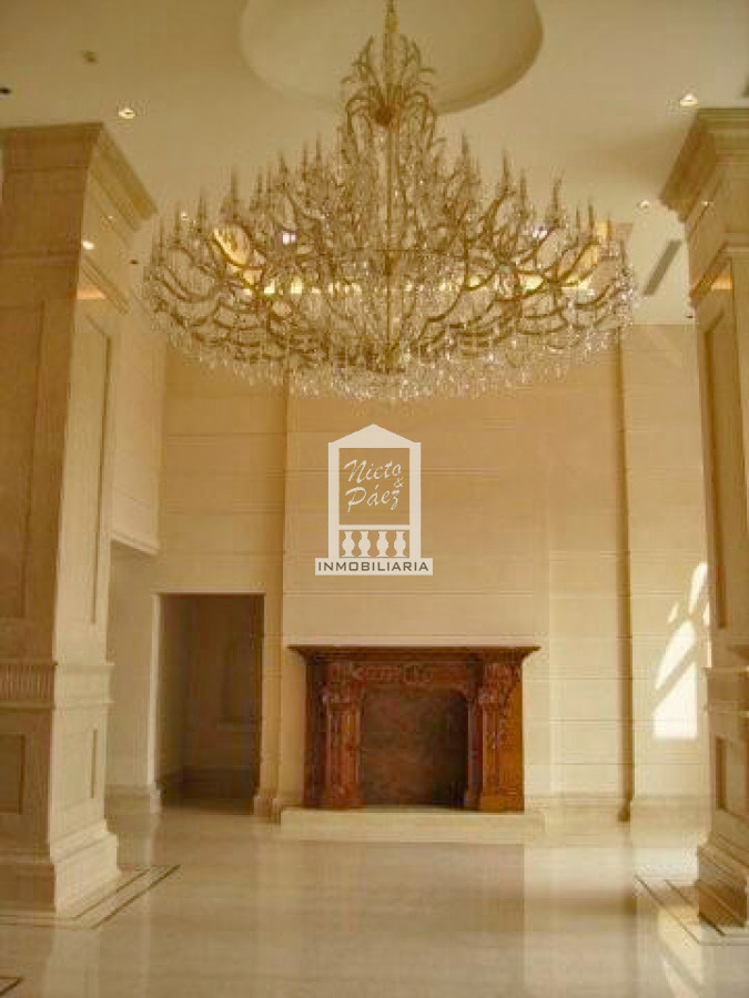Apartamento ID.24316 - Le Jardin, esquinero piso alto, garaje doble.