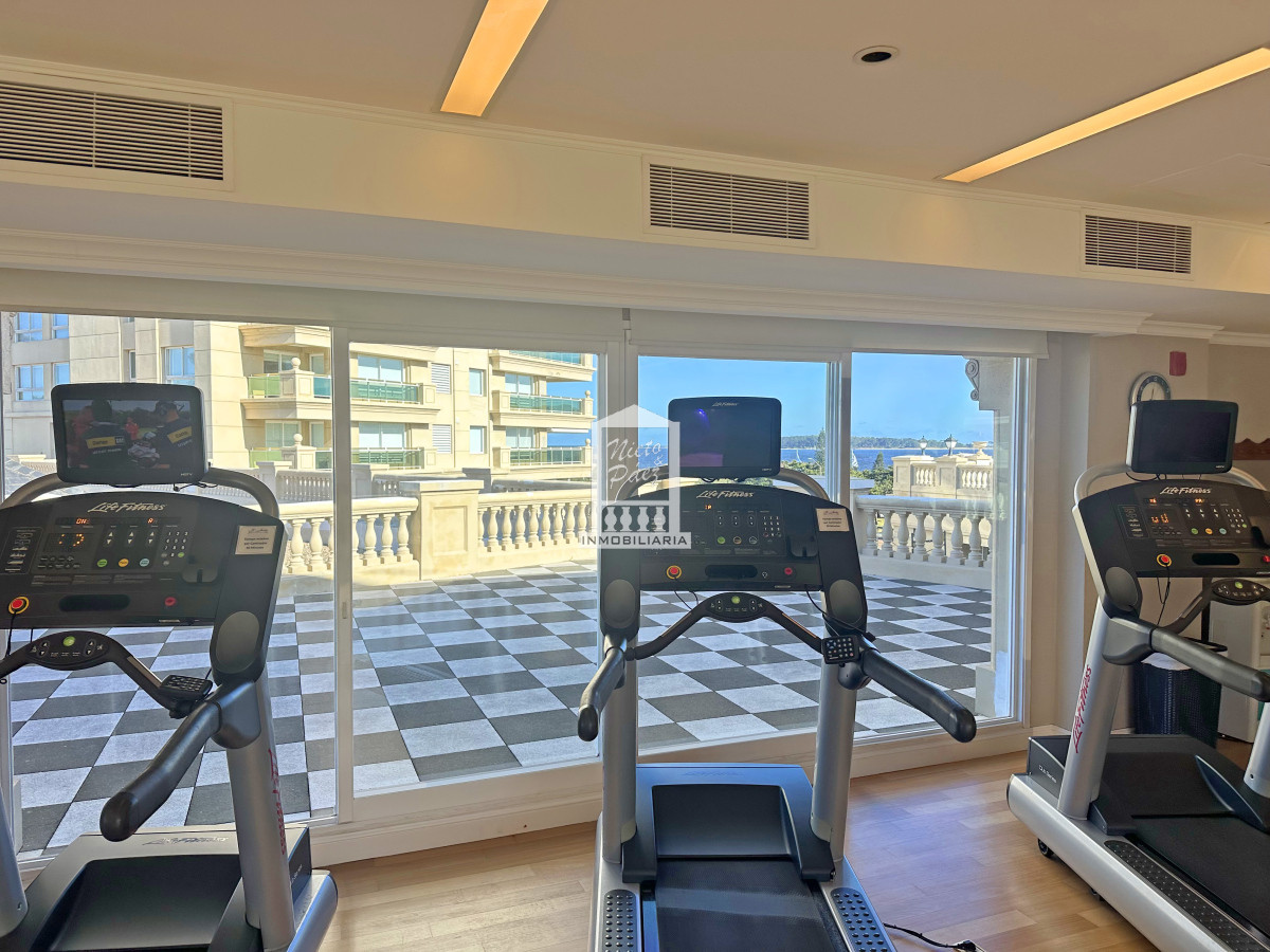 Apartamento ID.24316 - Le Jardin, esquinero piso alto, garaje doble.