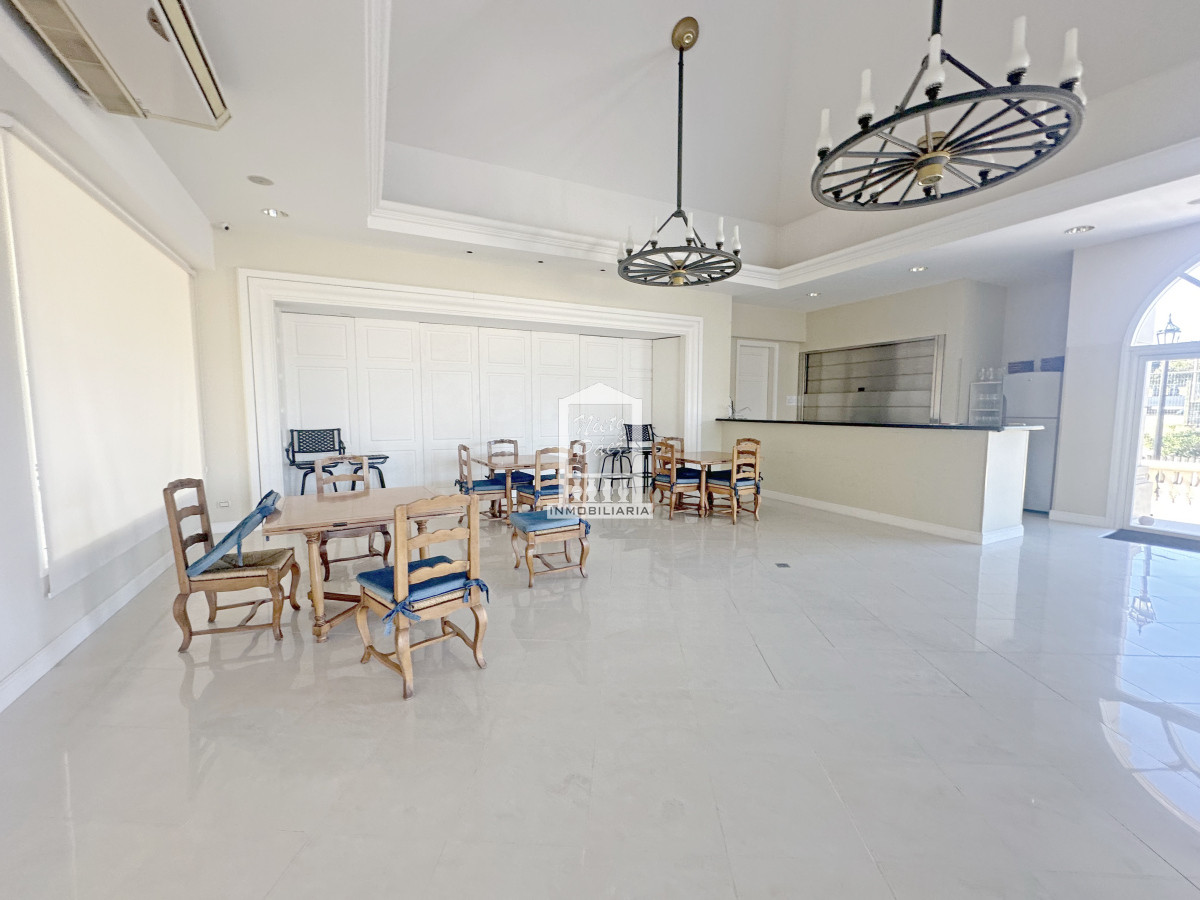 Apartamento ID.24316 - Le Jardin, esquinero piso alto, garaje doble.