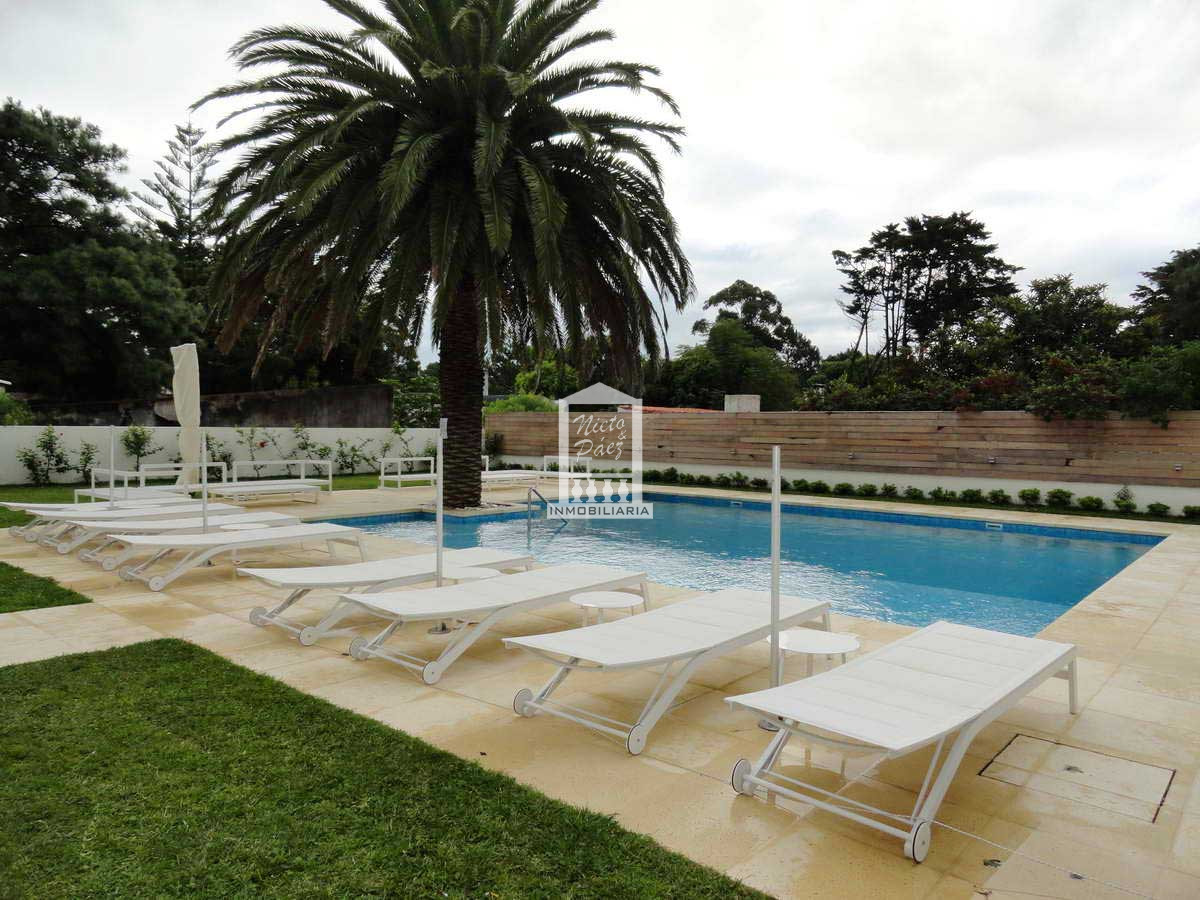 Apartamento ID.21985 - Piso alto, con vista a la mansa. 