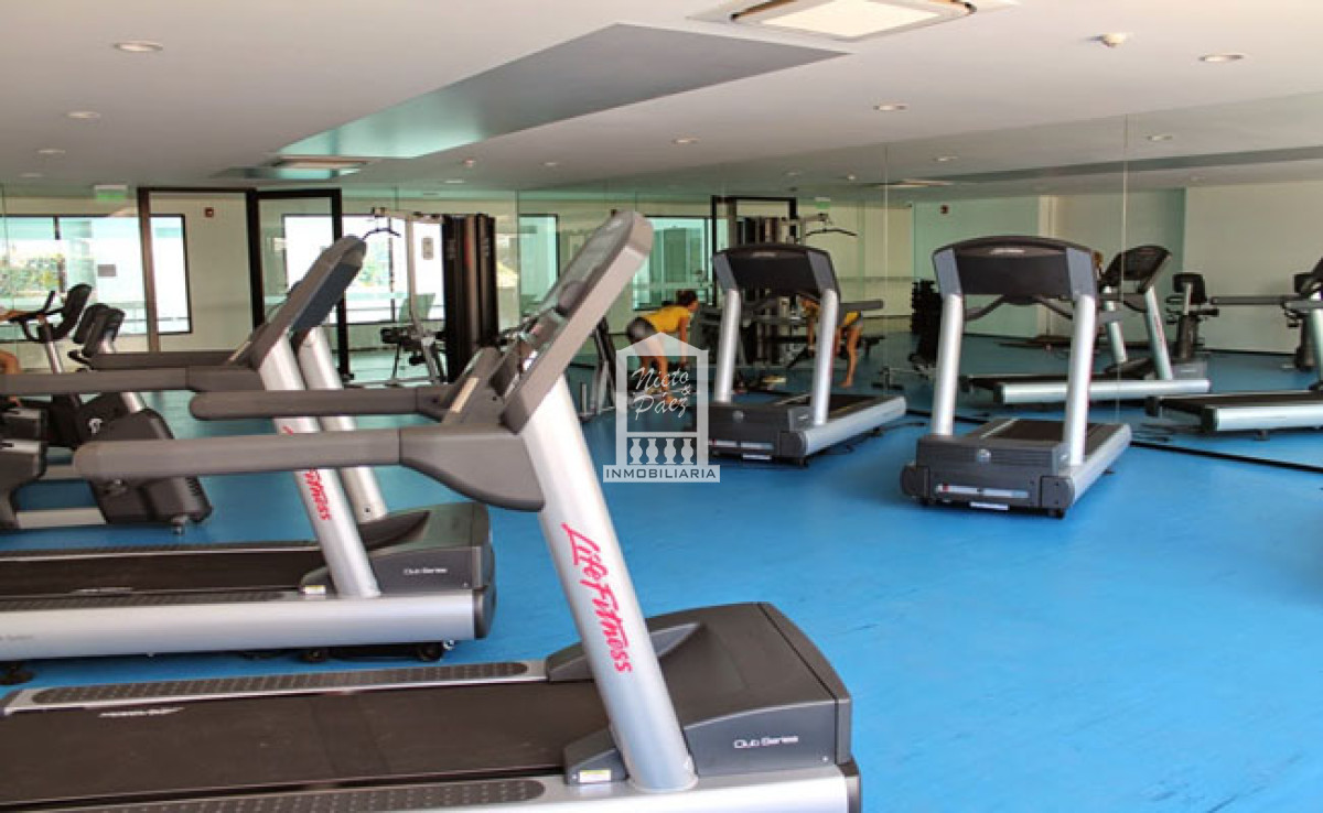 Apartamento ID.2953 - Roosevelt Piso alto, 3 dorm y servicio