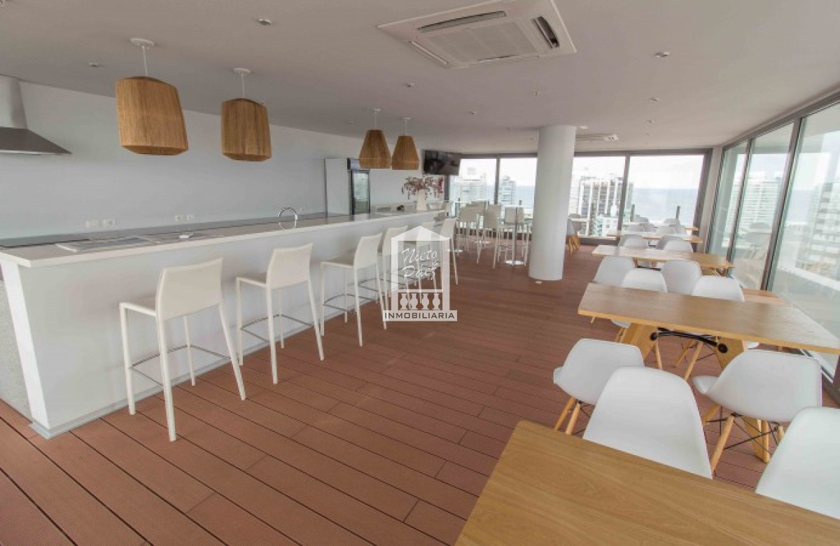 Apartamento ID.25184 - ONIX, equipado, 2 dorm. Piso intermedio con vista a la brava.