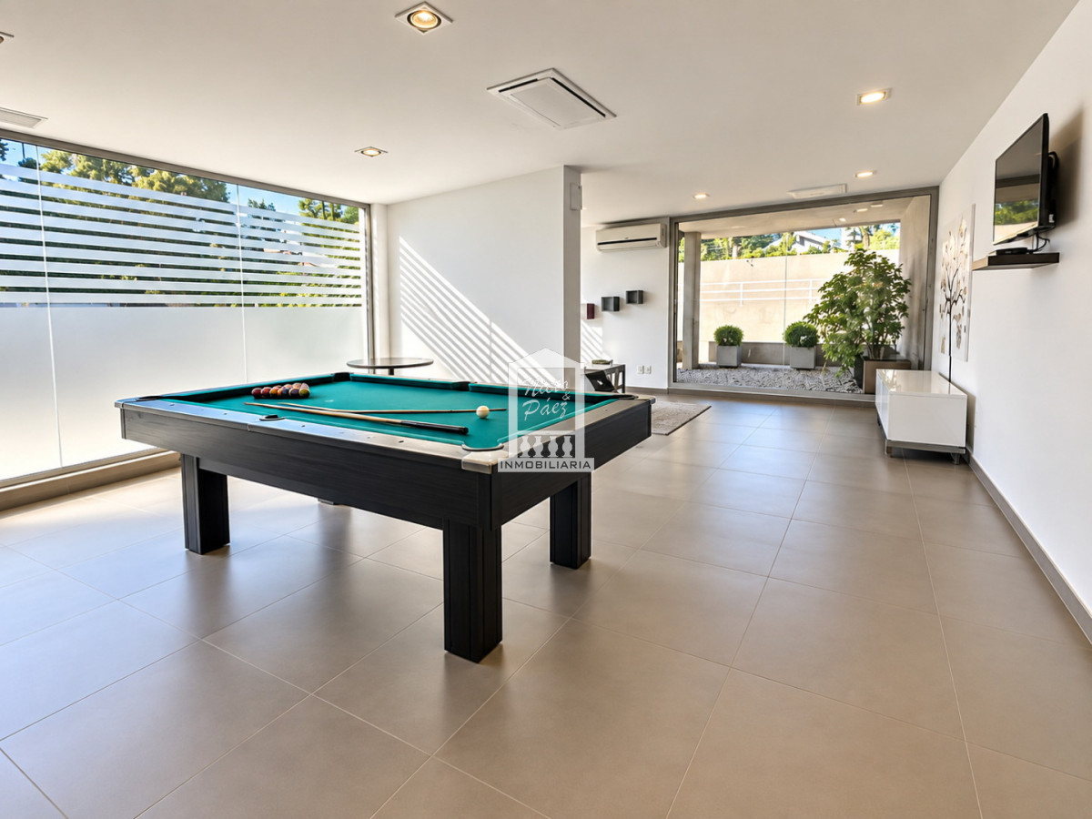 Apartamento ID.41022 - Piso alto, 2 dormitorios, 2 baños, bajos gastos.