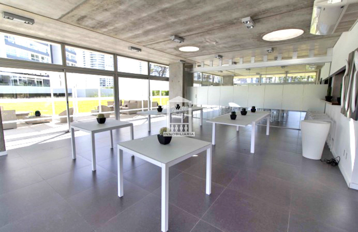 Apartamento ID.25606 - ONE PENTHOUSE, 334 m2 propios, 2 garajes