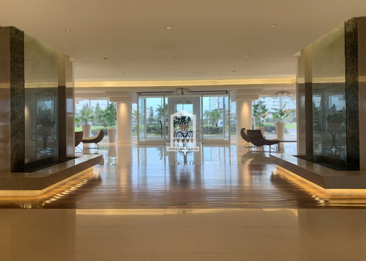 Apartamento ID.26455 - Piso alto con vista a la mansa, 2 suites, baño social, amenities.