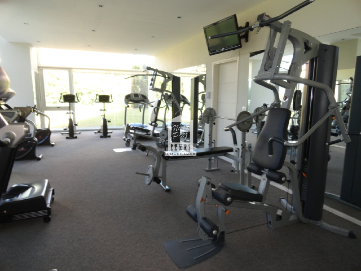 Apartamento ID.28995 - Playa Brava, 3 dorm y dep de servicio, full amenities. Losa radiante