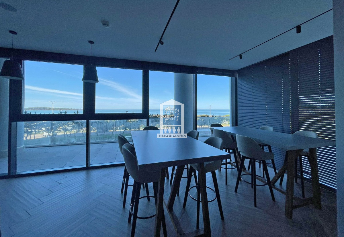 Apartamento ID.41270 - Penthouse duplex. 4 suites. Parrillero propio