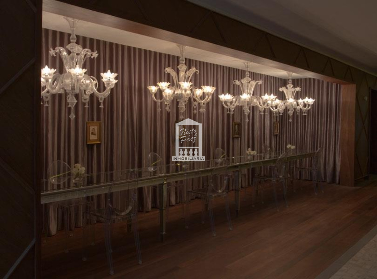 Apartamento ID.8422 - Esquinero, 2 dorm, con servicios de hotel. 