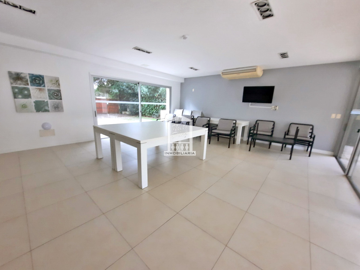 Apartamento ID.22564 - Penthouse dúplex en primera fila, 427 m2. Barbacoa propia. 2 garajes
