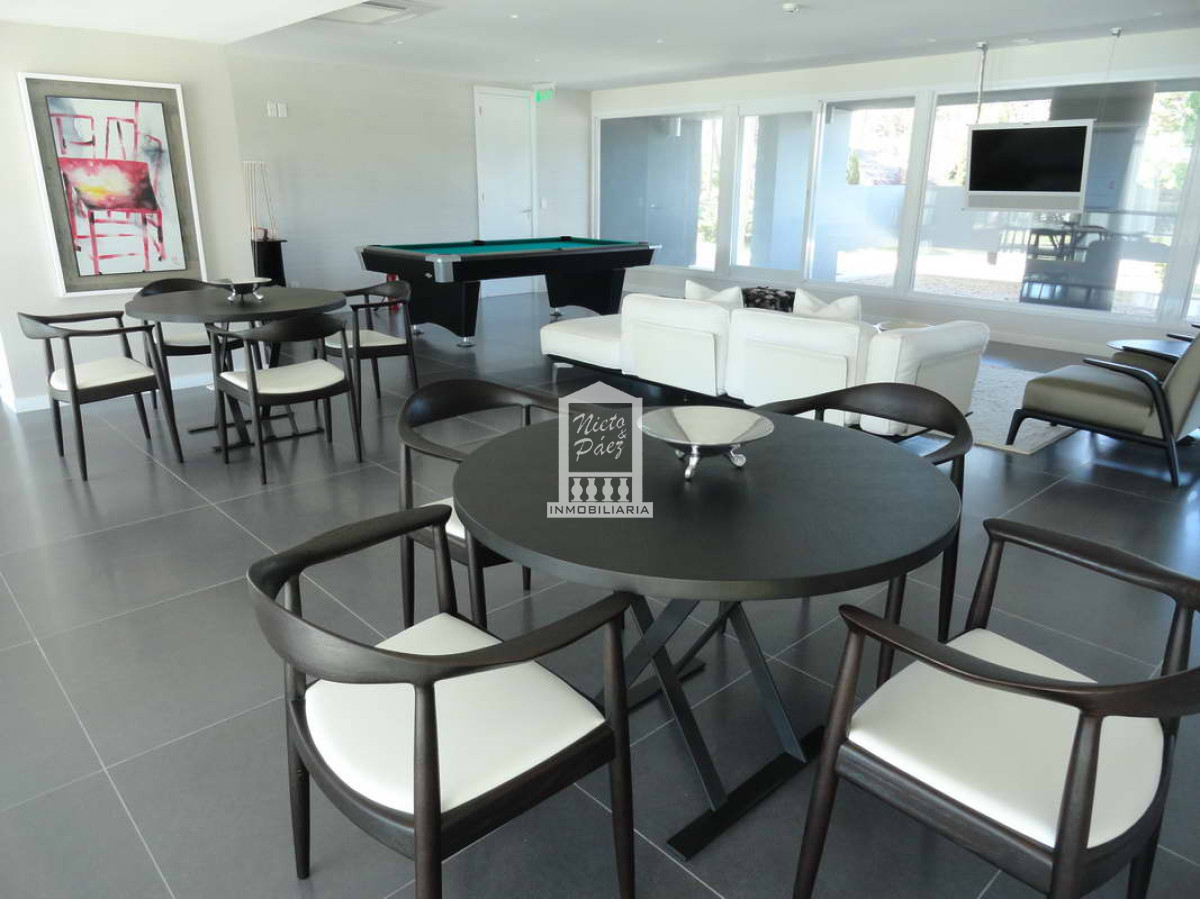Apartamento ID.25606 - ONE PENTHOUSE, 334 m2 propios, 2 garajes