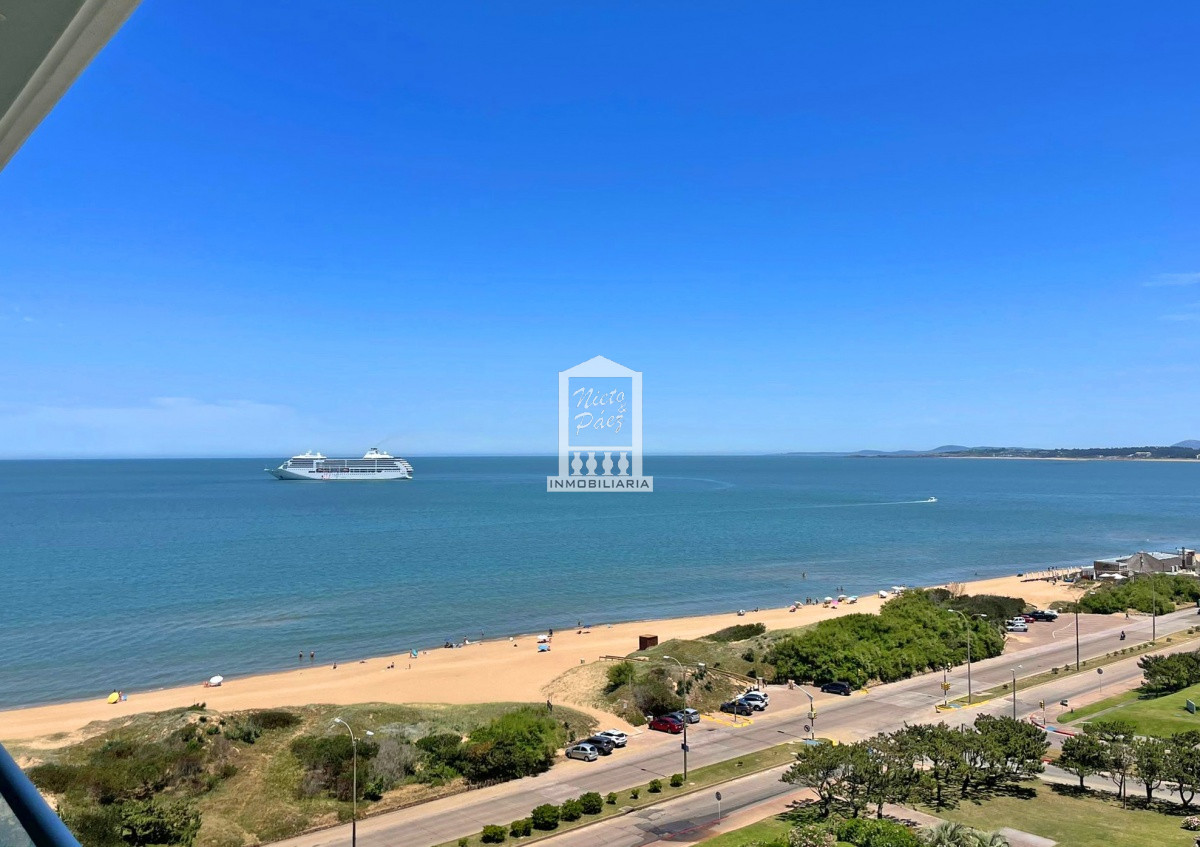 Apartamento ID.41270 - Penthouse duplex. 4 suites. Parrillero propio