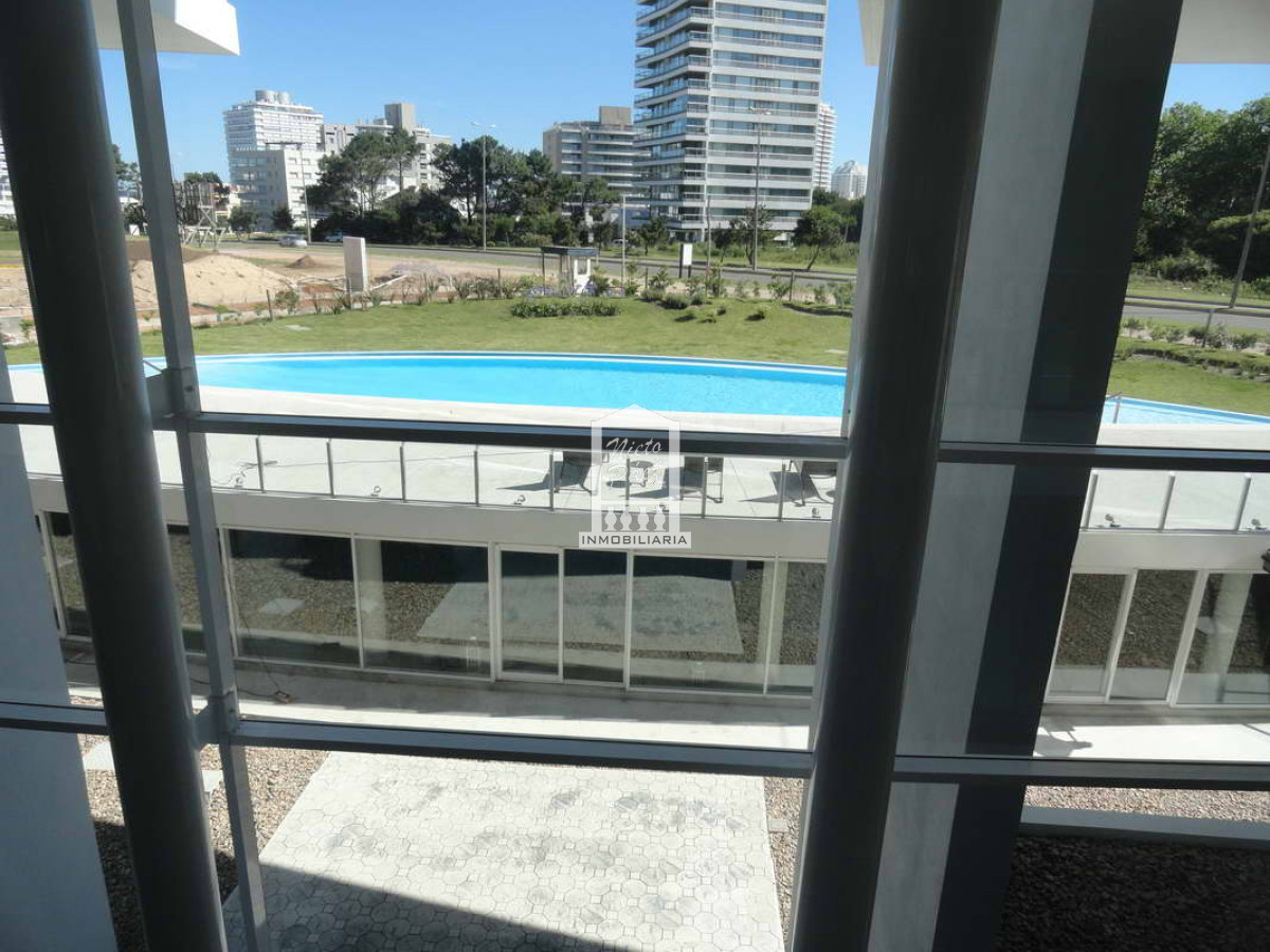 Apartamento ID.25606 - ONE PENTHOUSE, 334 m2 propios, 2 garajes