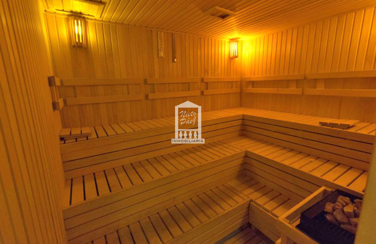 Apartamento ID.25606 - ONE PENTHOUSE, 334 m2 propios, 2 garajes