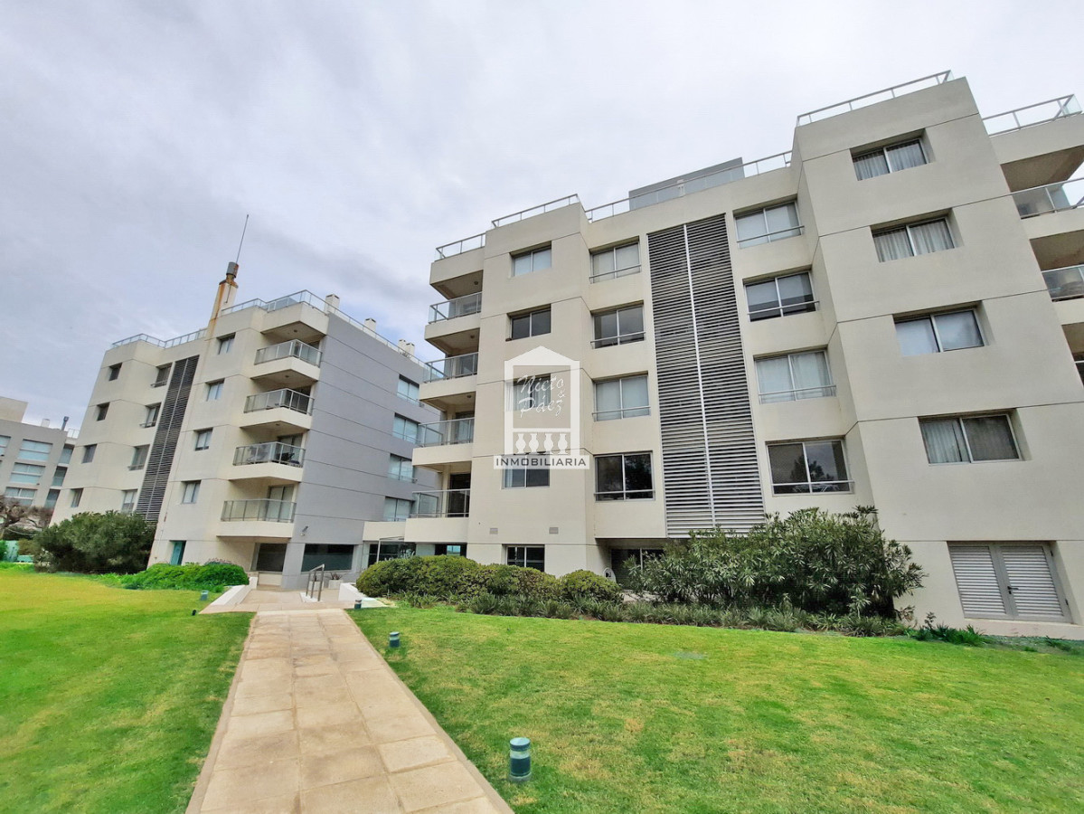 Apartamento ID.22564 - Penthouse dúplex en primera fila, 427 m2. Barbacoa propia. 2 garajes
