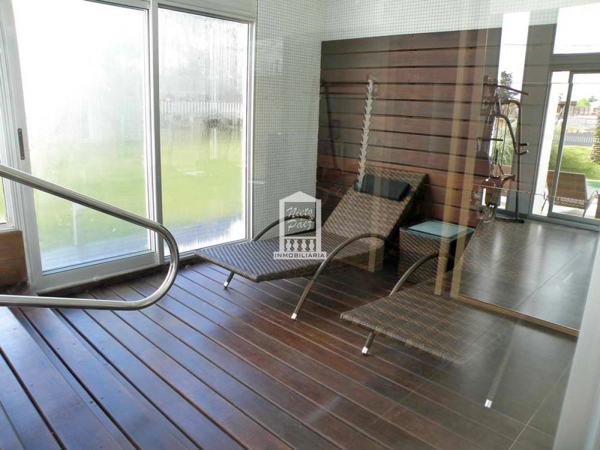 Apartamento ID.7789 - Mansa, con parrillero propio y todos los servicios