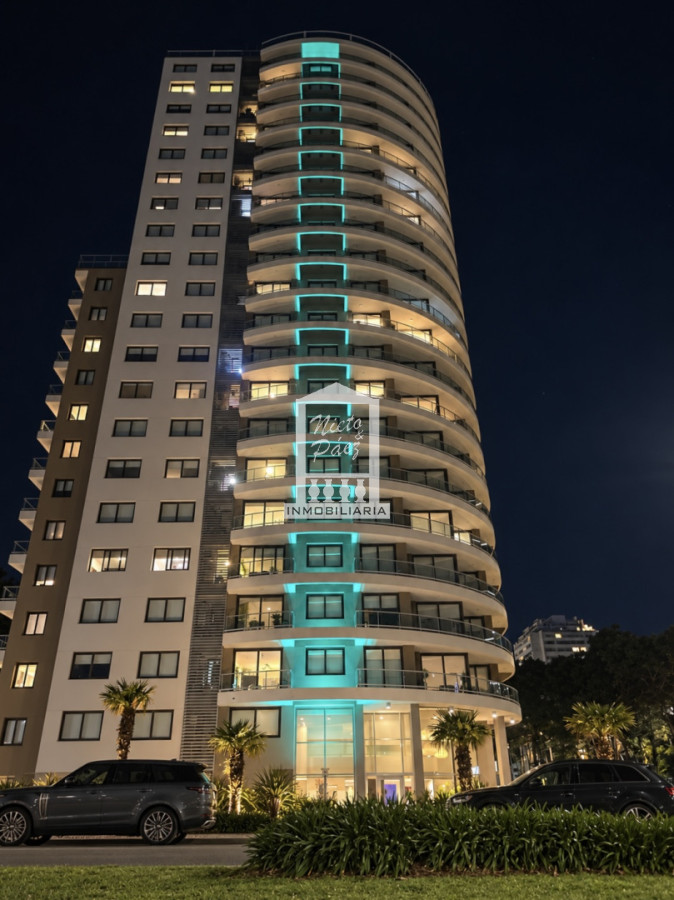Apartamento ID.41022 - Piso alto, 2 dormitorios, 2 baños, bajos gastos.