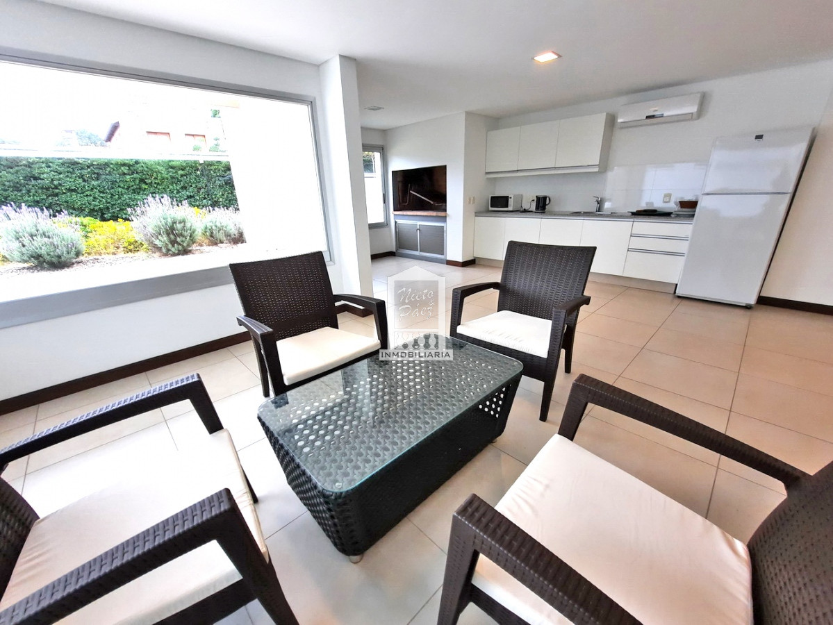 Apartamento ID.22564 - Penthouse dúplex en primera fila, 427 m2. Barbacoa propia. 2 garajes