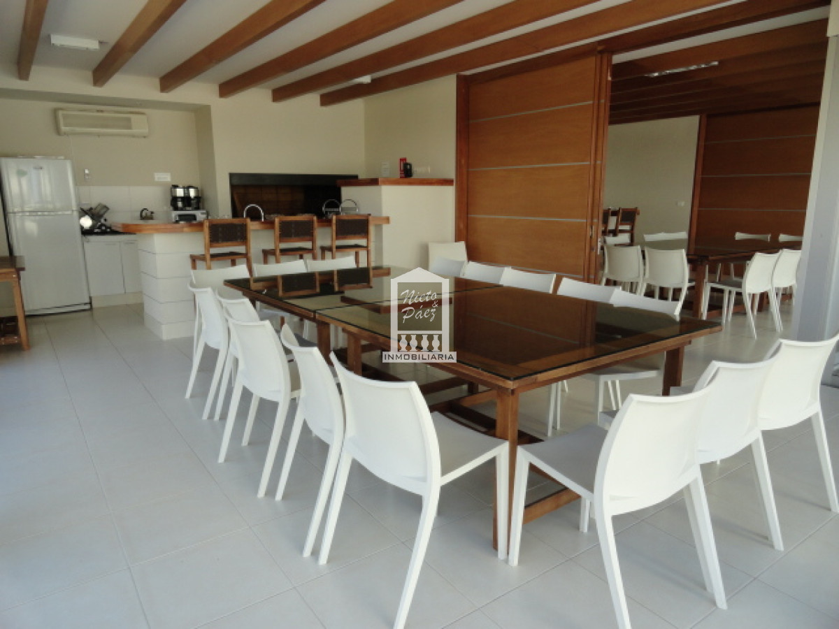 Apartamento ID.28995 - Playa Brava, 3 dorm y dep de servicio, full amenities. Losa radiante