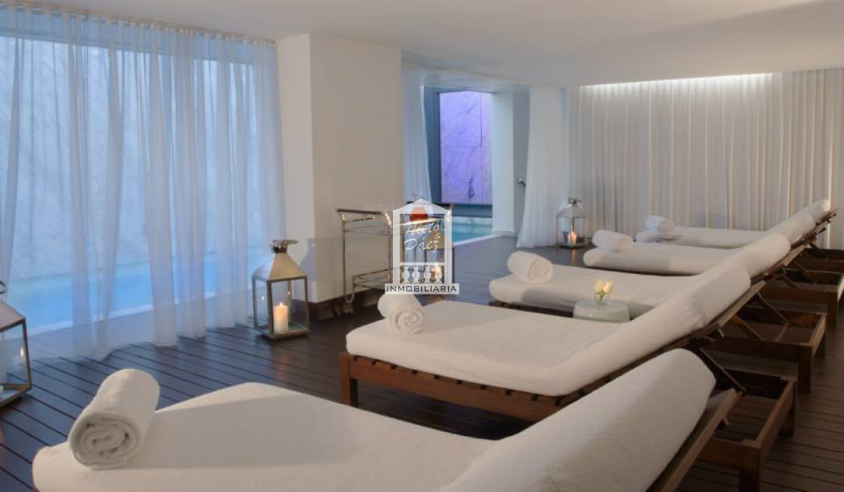 Apartamento ID.8422 - Esquinero, 2 dorm, con servicios de hotel. 
