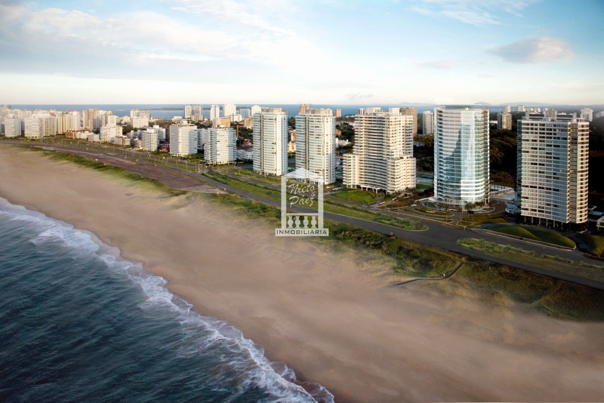 Apartamento ID.40083 - TRUMP TOWER, 3 SUITES, 2 garajes.