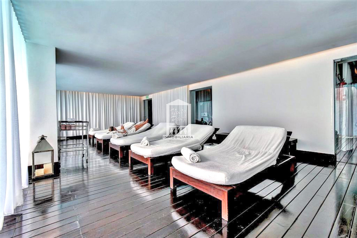 Apartamento ID.8422 - Esquinero, 2 dorm, con servicios de hotel. 