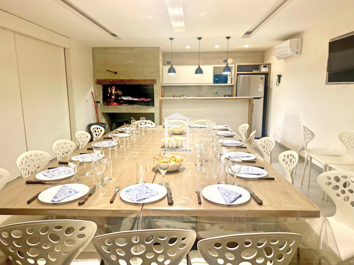 Apartamento ID.542 - Mansa, 3 dorm. Todos los servicios.