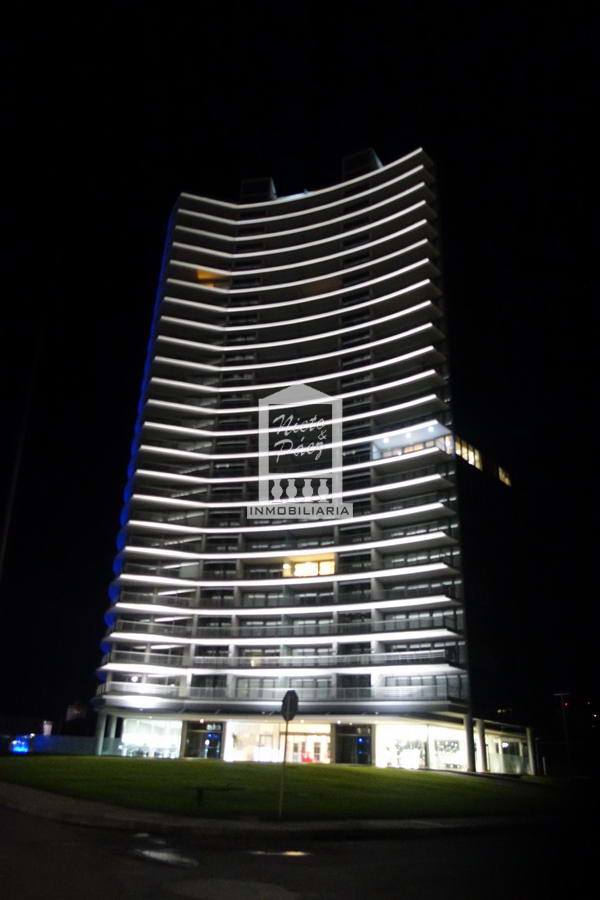 Apartamento ID.37927 - Penthouse Duplex, full amenities. 2 garajes.