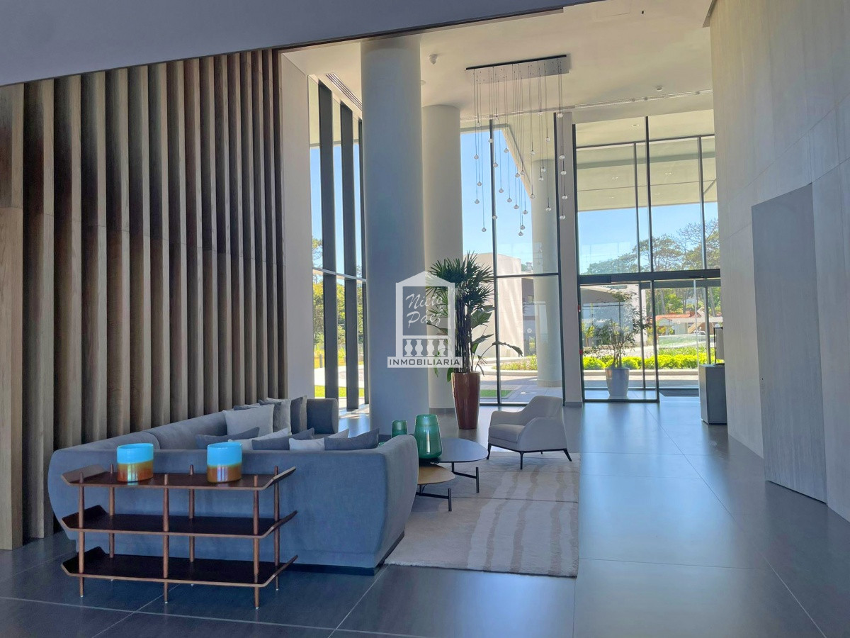 Apartamento ID.41270 - Penthouse duplex. 4 suites. Parrillero propio