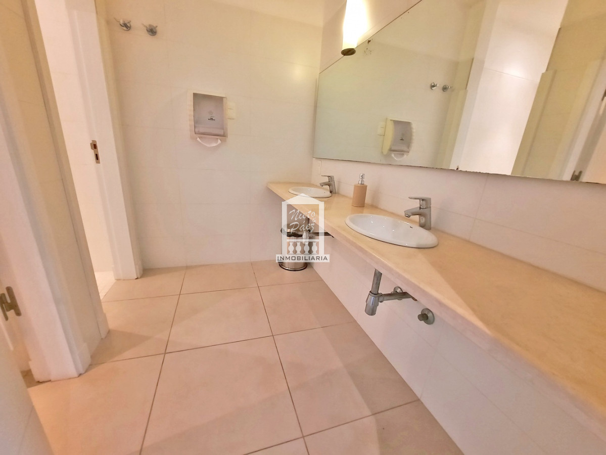 Apartamento ID.22564 - Penthouse dúplex en primera fila, 427 m2. Barbacoa propia. 2 garajes