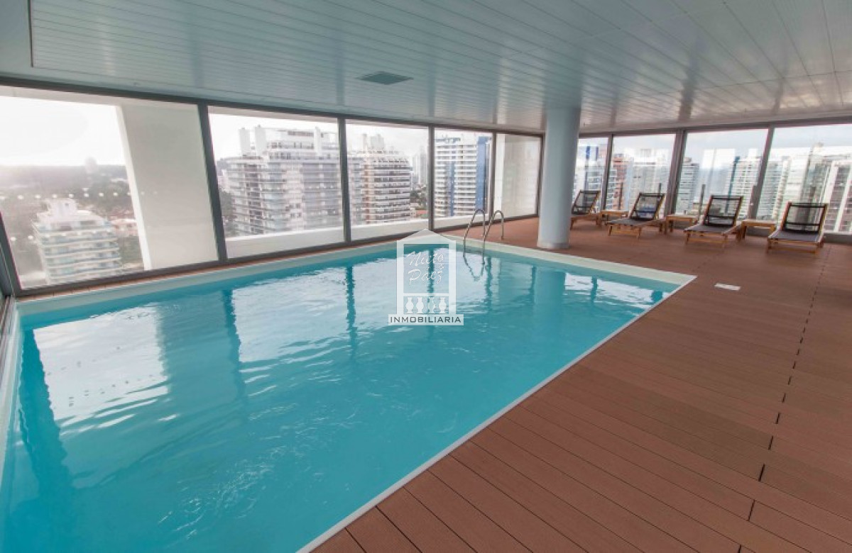 Apartamento ID.25184 - ONIX, equipado, 2 dorm. Piso intermedio con vista a la brava.