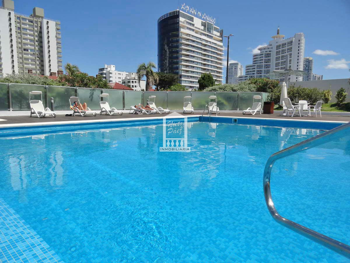 Apartamento ID.24201 - Mansa, 2 dorm con parrillero propio.