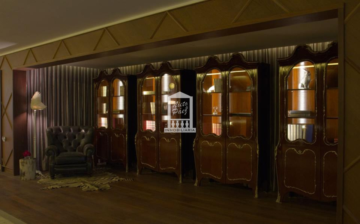 Apartamento ID.8422 - Esquinero, 2 dorm, con servicios de hotel. 