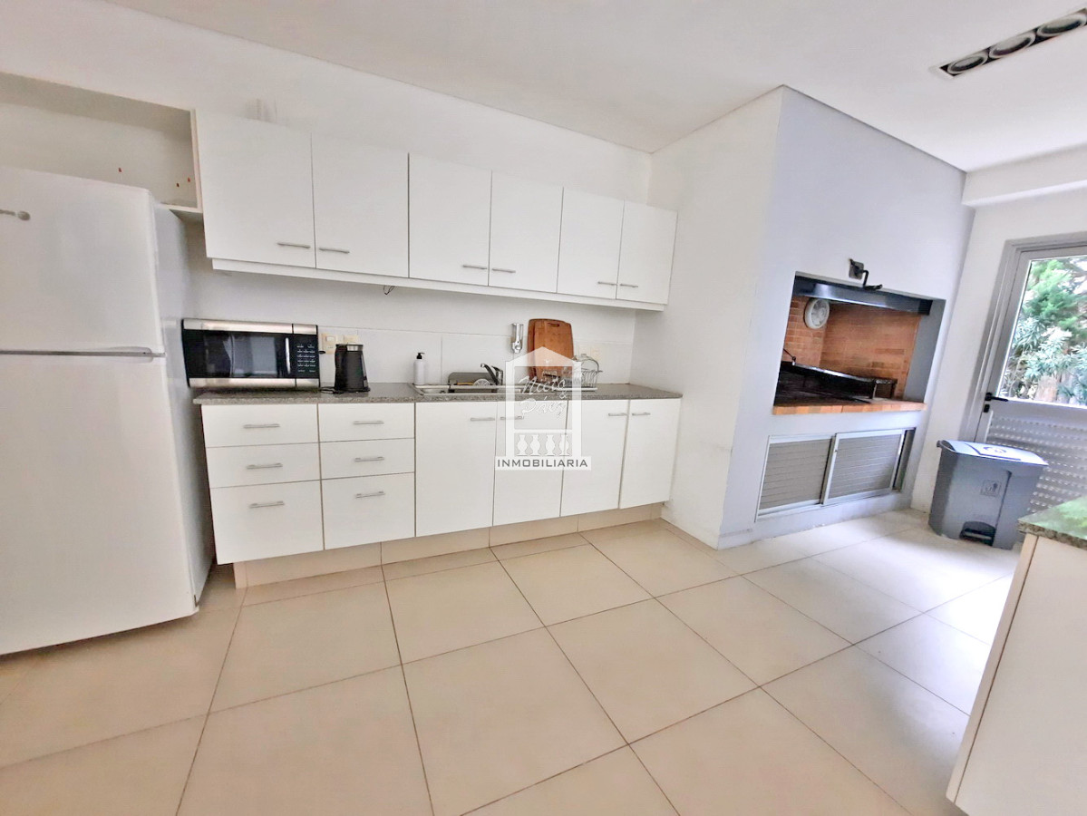 Apartamento ID.22564 - Penthouse dúplex en primera fila, 427 m2. Barbacoa propia. 2 garajes