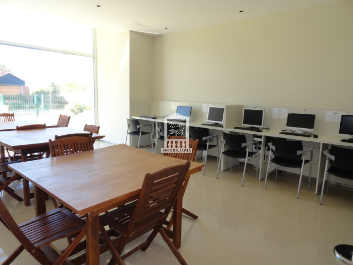 Apartamento ID.28995 - Playa Brava, 3 dorm y dep de servicio, full amenities. Losa radiante
