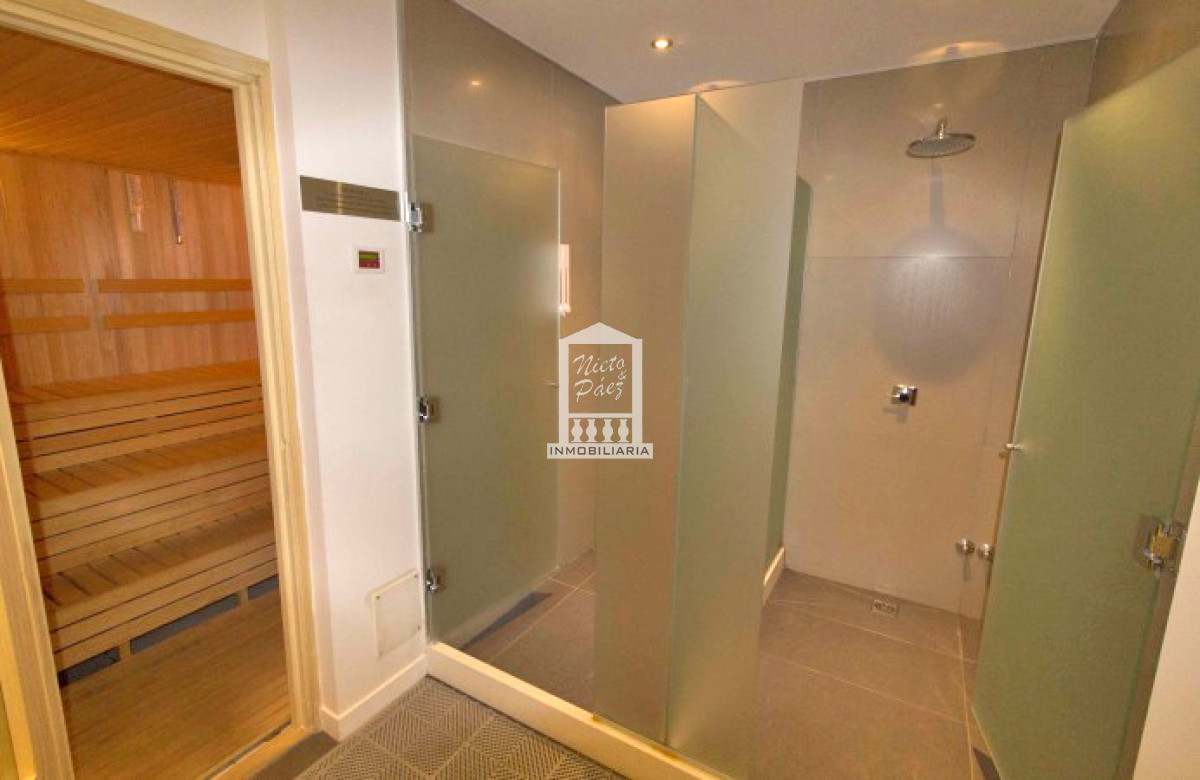 Apartamento ID.25606 - ONE PENTHOUSE, 334 m2 propios, 2 garajes