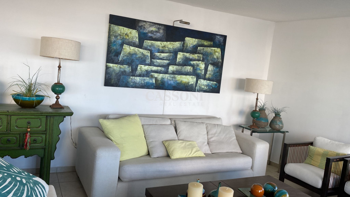 Apartamento ID.3838 - Amplio apartamento en Brava con parrillero y vista al mar